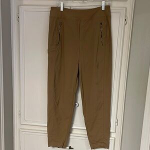 Athleta Tan Cropped Ankle Pants